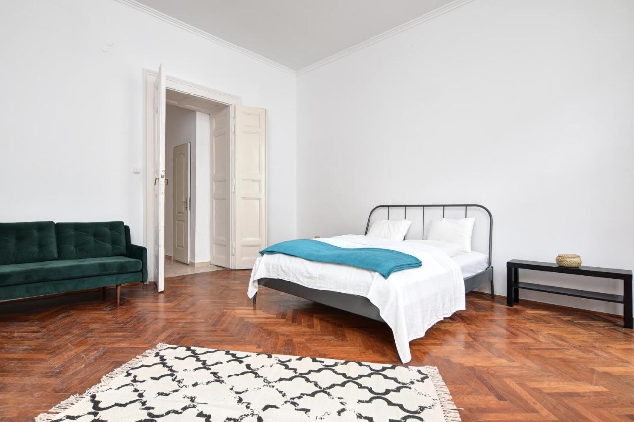 Apartment Bg Kaldy Gyula Studio's *